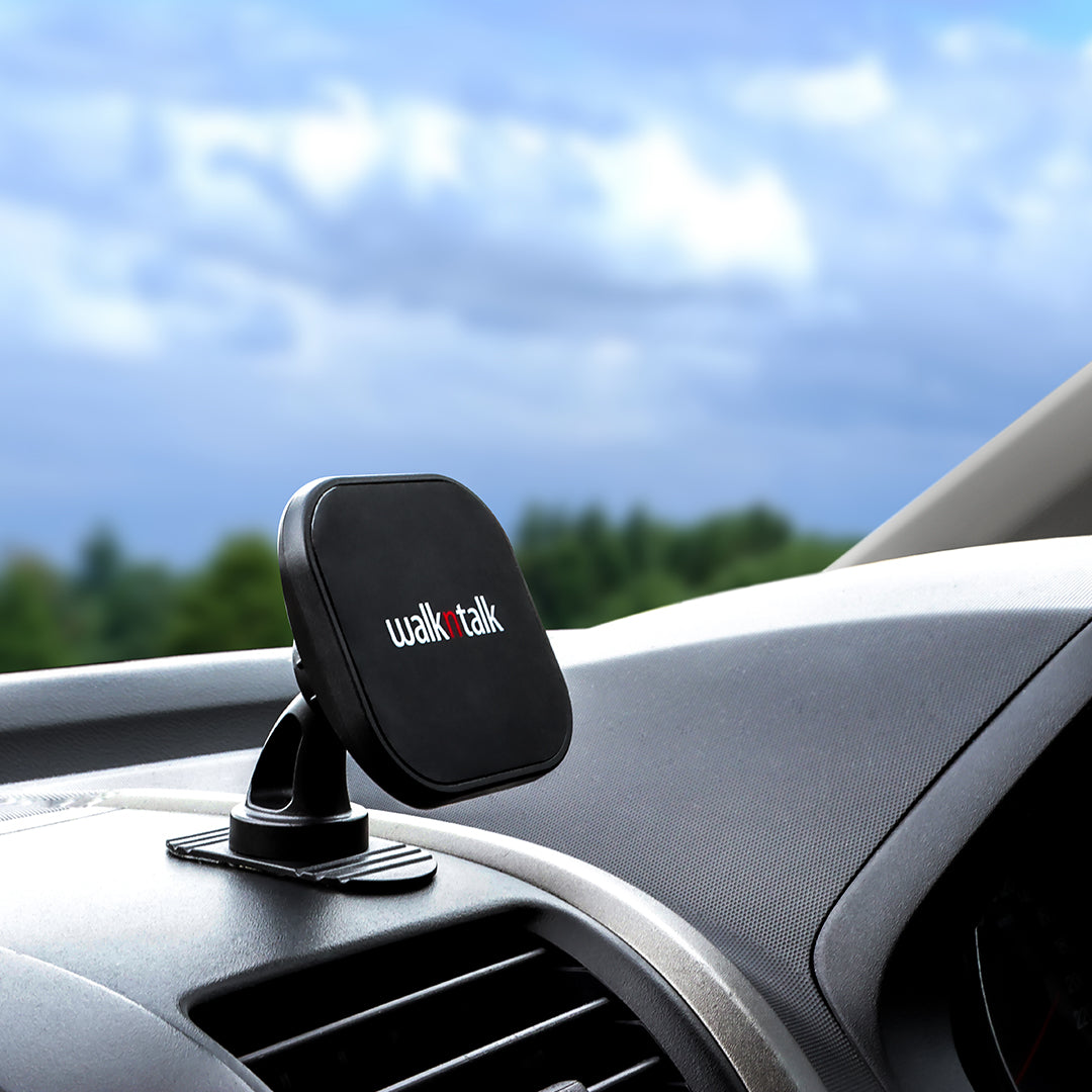 Magnetic Phone Mount stuck on a car dashboard